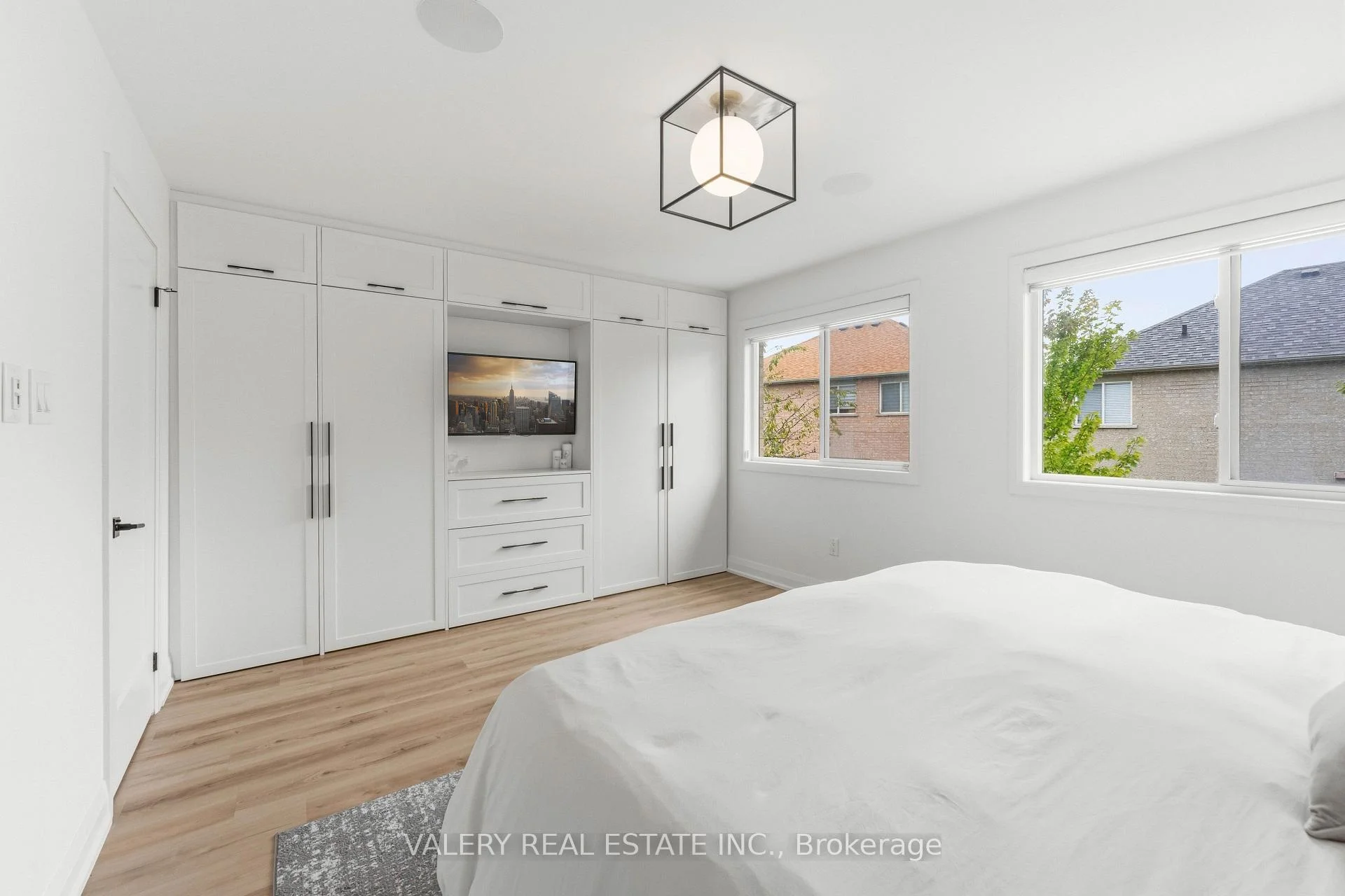 Photo 29 of 9 Vanguard Road, Vaughan, Patterson — HOMEH