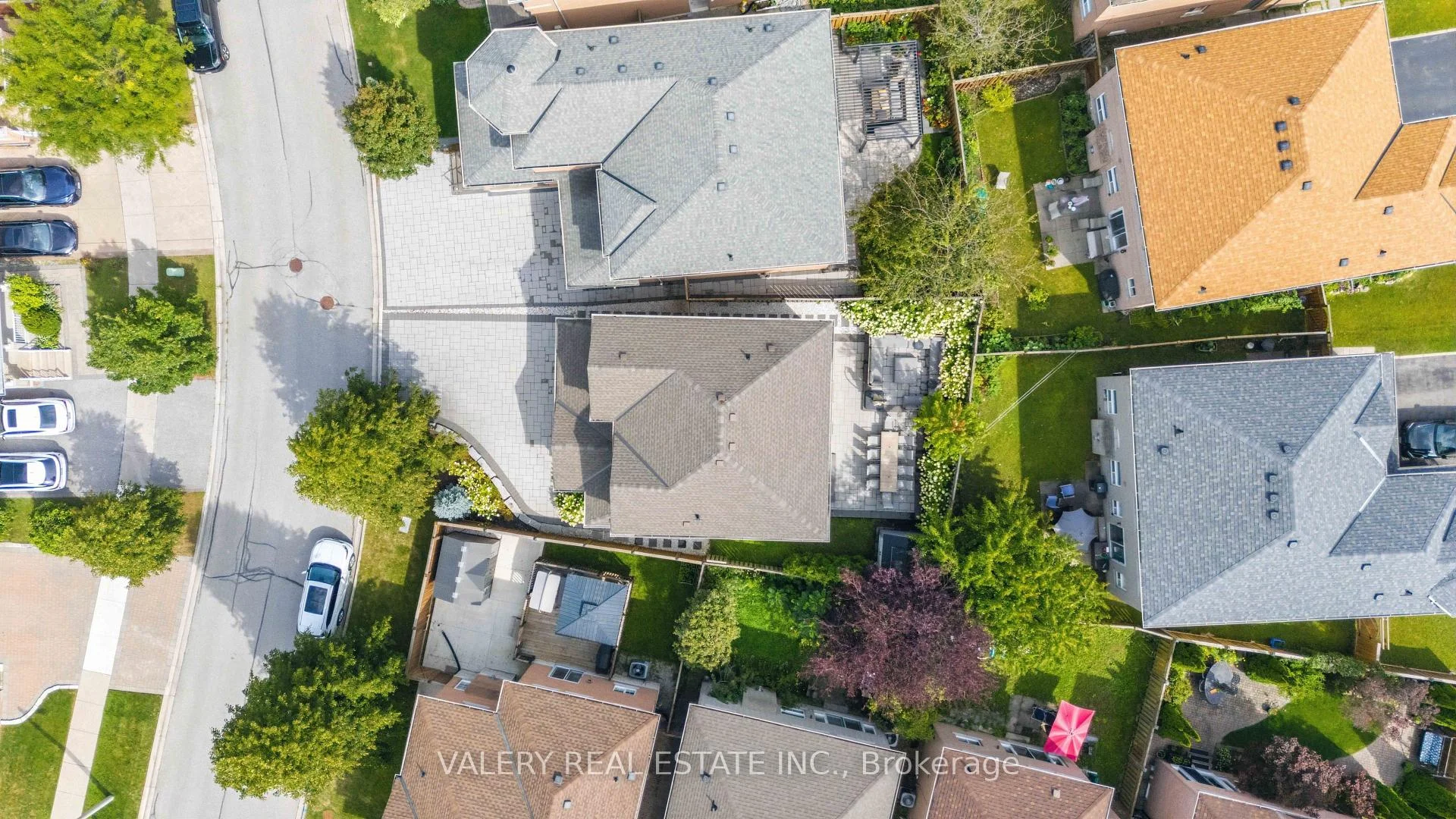 Photo 46 of 9 Vanguard Road, Vaughan, Patterson — HOMEH