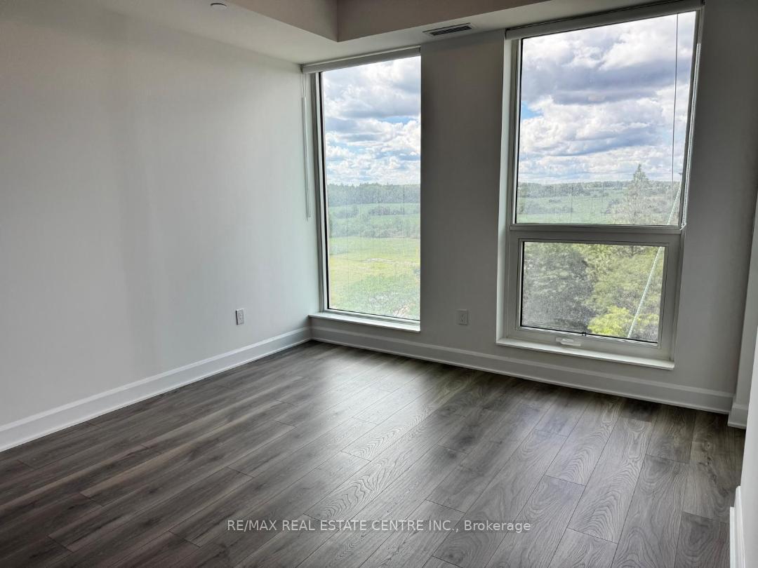 Photo 14 of Unit 718, 3240 William Coltson Avenue, Oakville, Joshua Meadows — HOMEH