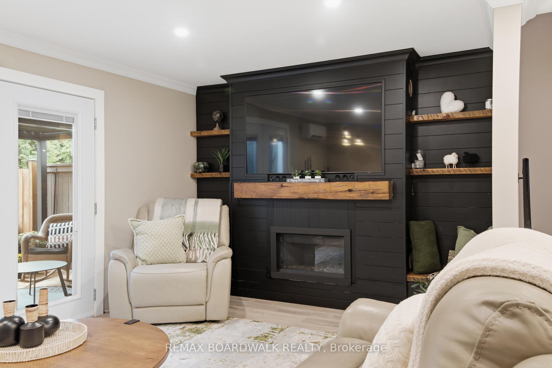 Photo 36 of 11 Maple Avenue, Brockville, Brockville — HOMEH
