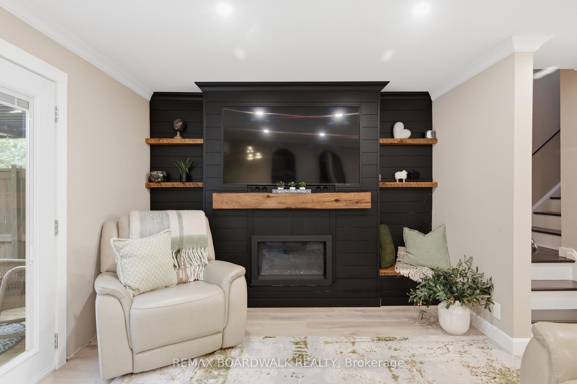 Photo 38 of 11 Maple Avenue, Brockville, Brockville — HOMEH