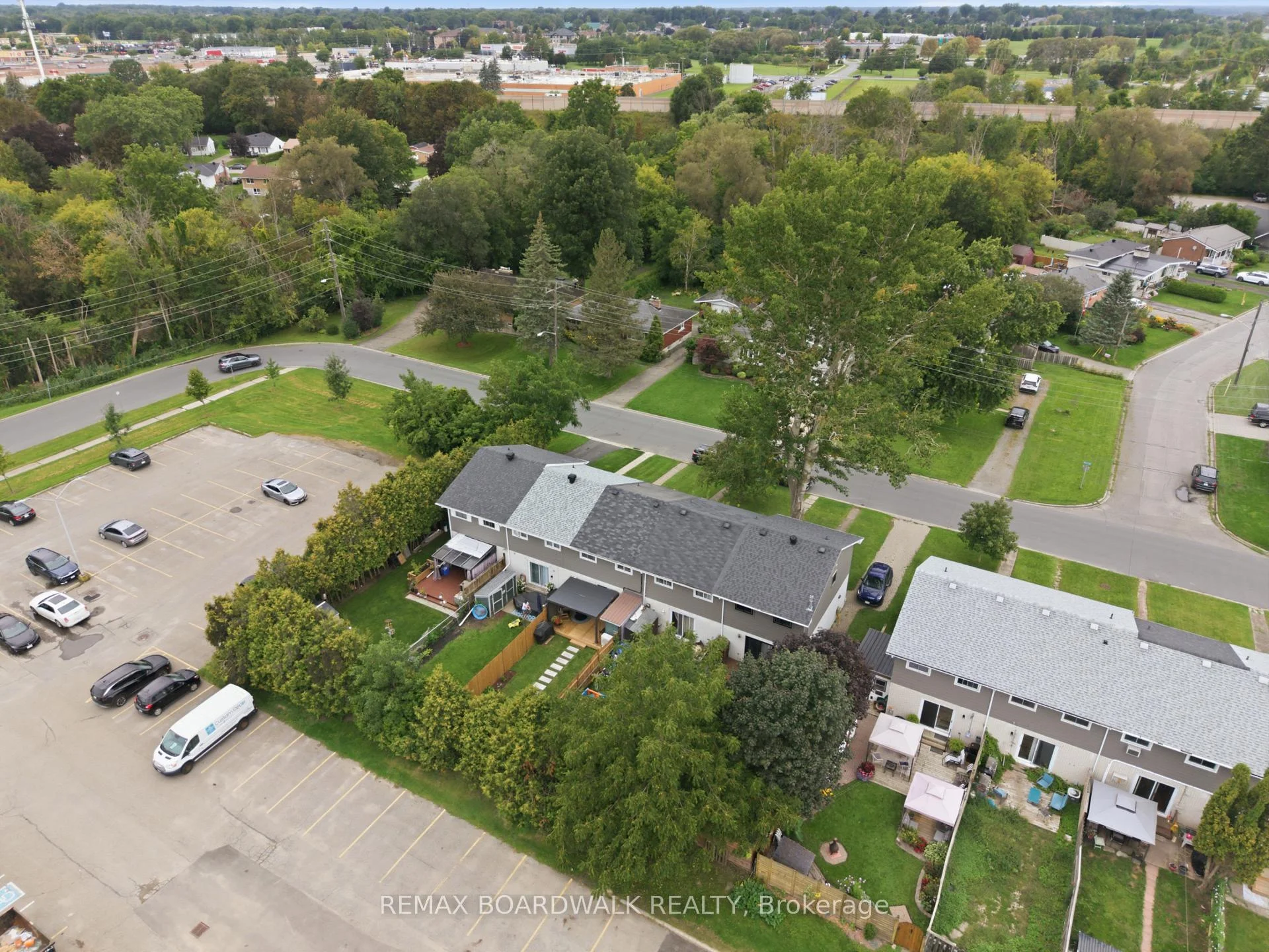 Photo 23 of 11 Maple Avenue, Brockville, Brockville — HOMEH