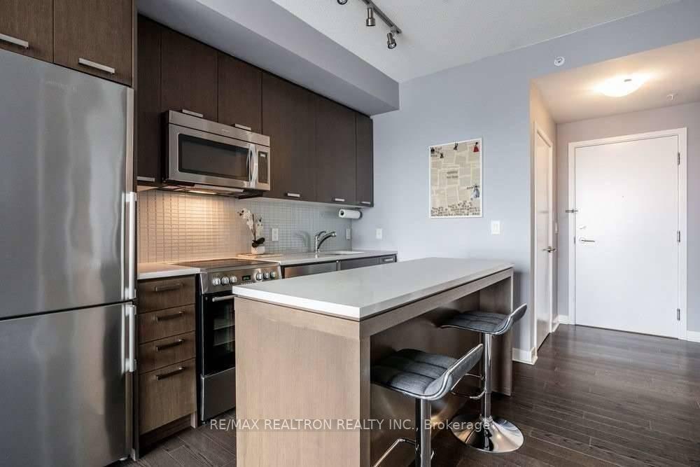 Photo 5 of Unit 2003, 295 Adelaide Street W, Toronto, Waterfront Communities — HOMEH