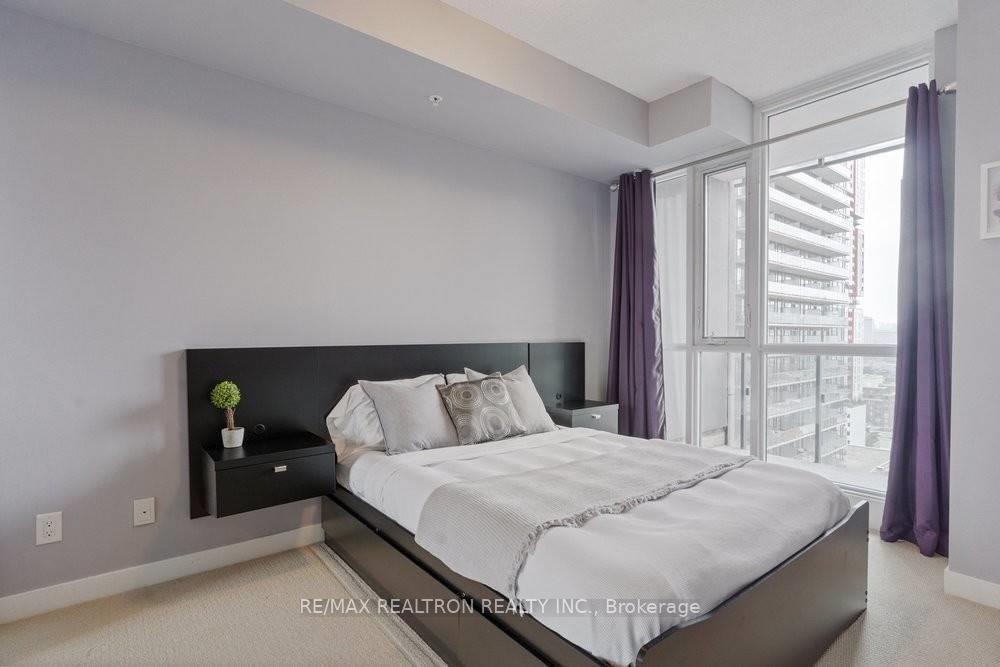 Photo 13 of Unit 2003, 295 Adelaide Street W, Toronto, Waterfront Communities — HOMEH