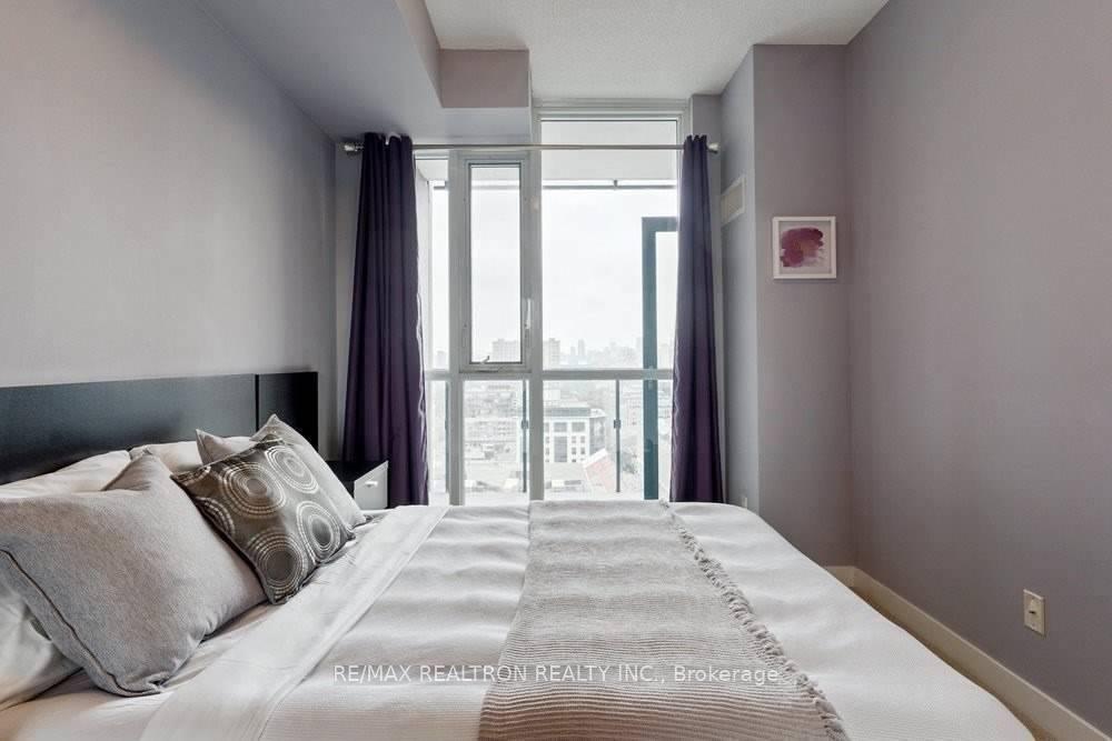 Photo 14 of Unit 2003, 295 Adelaide Street W, Toronto, Waterfront Communities — HOMEH