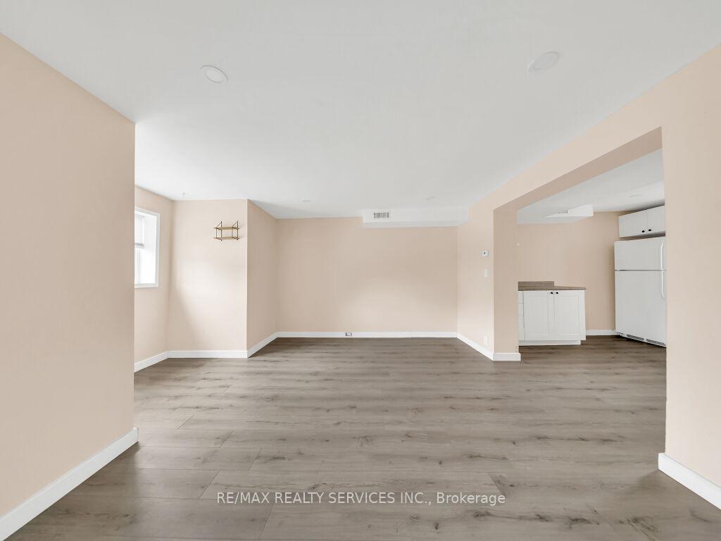 Photo 5 of 123 Main Street W, Southgate — HOMEH