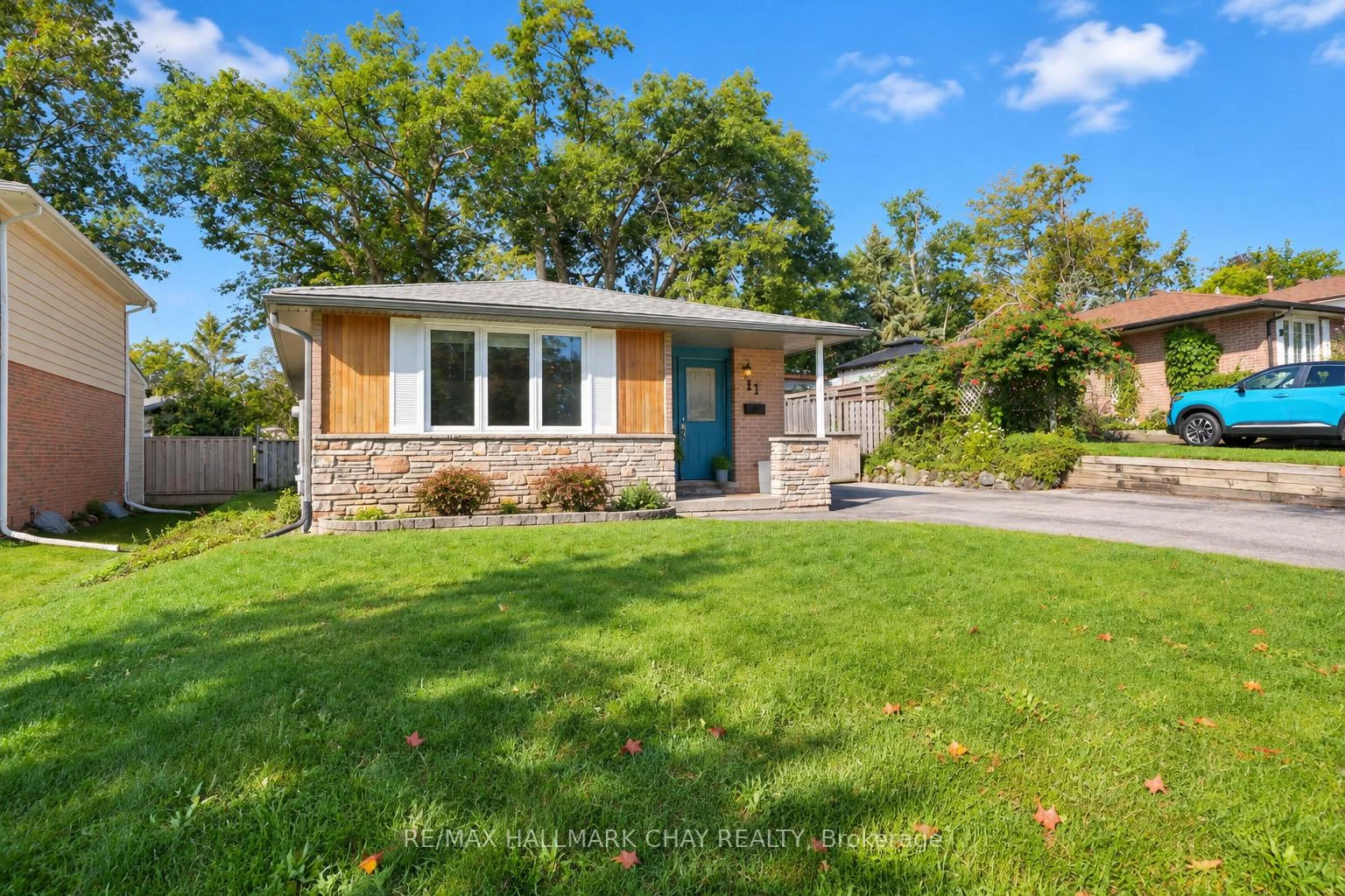 Photo 3 of 11 Daphne Crescent, Barrie, Cundles East — HOMEH