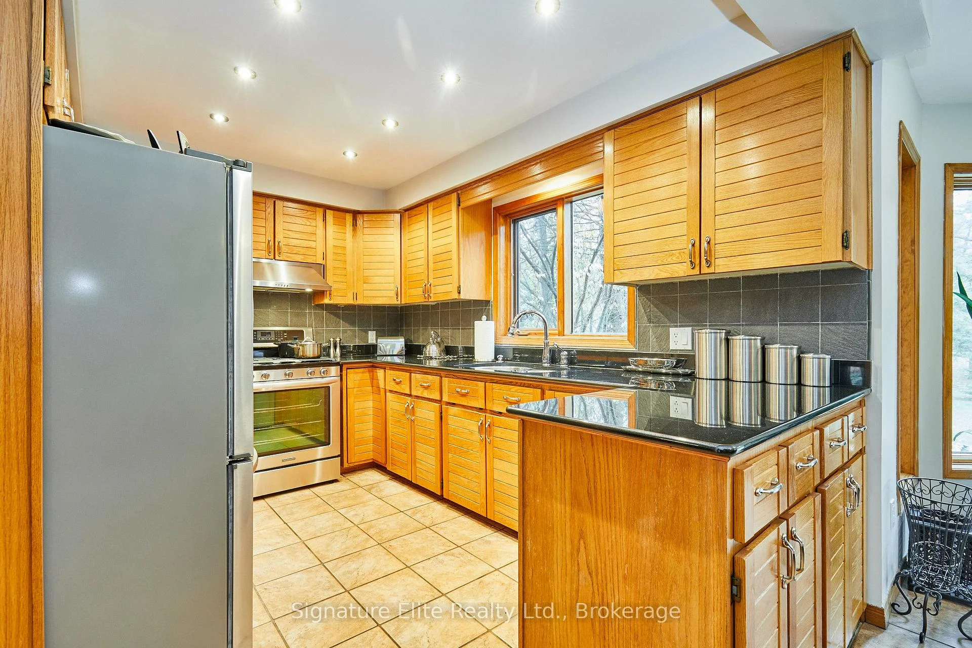 Photo 21 of Unit 401, 170 Avenue Road, Toronto, The Annex — HOMEH