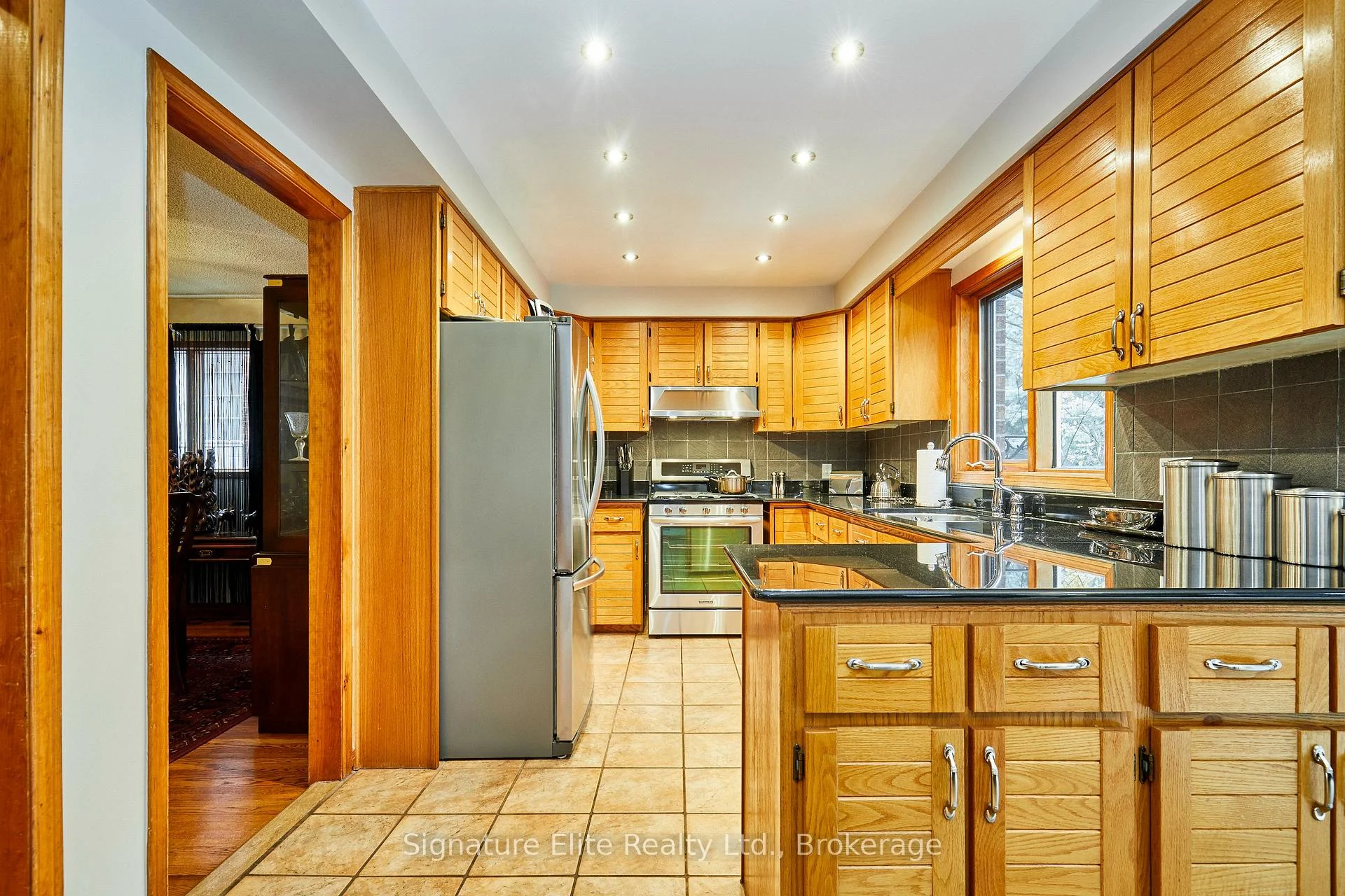 Photo 34 of Unit 401, 170 Avenue Road, Toronto, The Annex — HOMEH