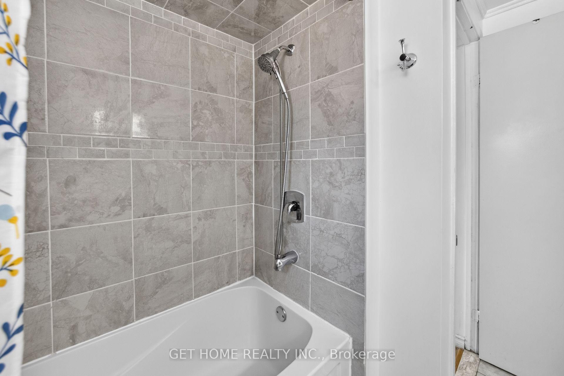Photo 34 of 146 Chatfield Drive, Ajax, Central West — HOMEH
