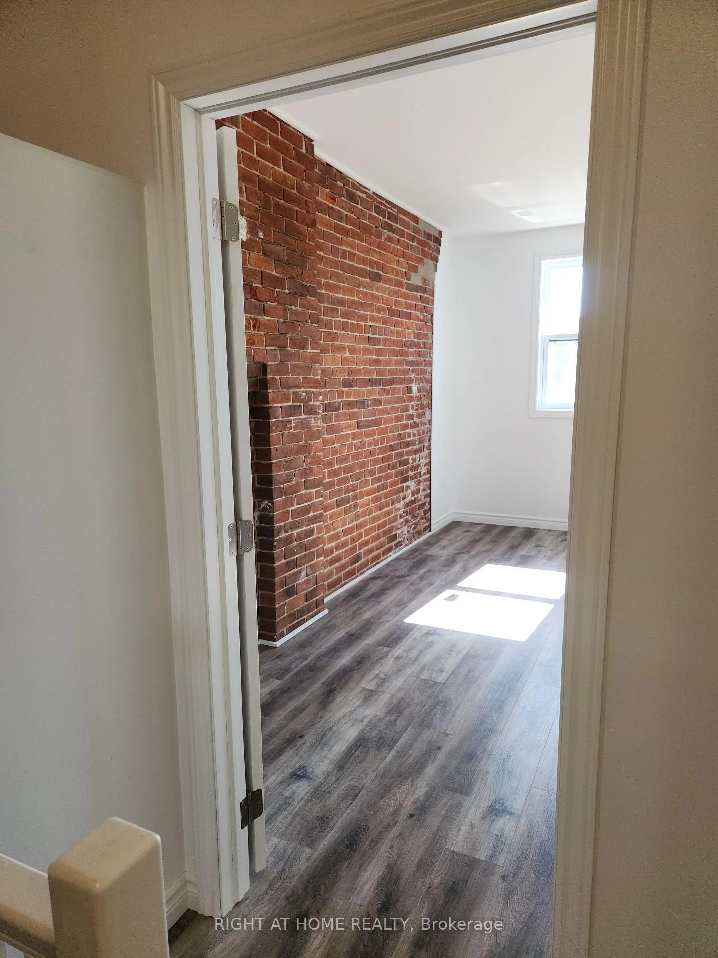 Photo 24 of Unit 201, 9 Queen Street W, Springwater, Elmvale — HOMEH