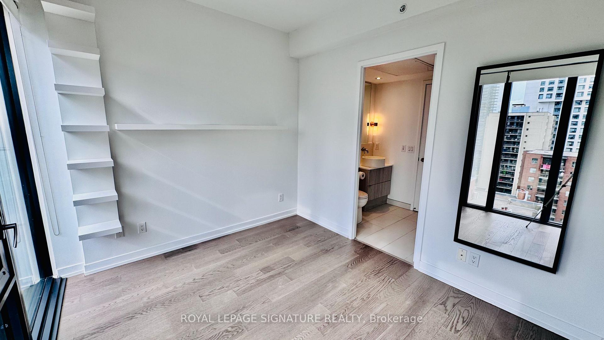 Photo 9 of Unit 1712, 161 Roehampton Avenue, Toronto, Mount Pleasant West — HOMEH