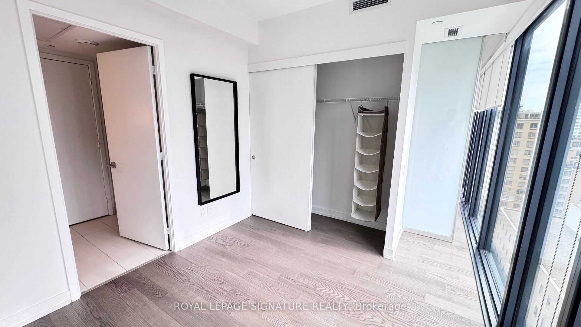 Photo 11 of Unit 1712, 161 Roehampton Avenue, Toronto, Mount Pleasant West — HOMEH