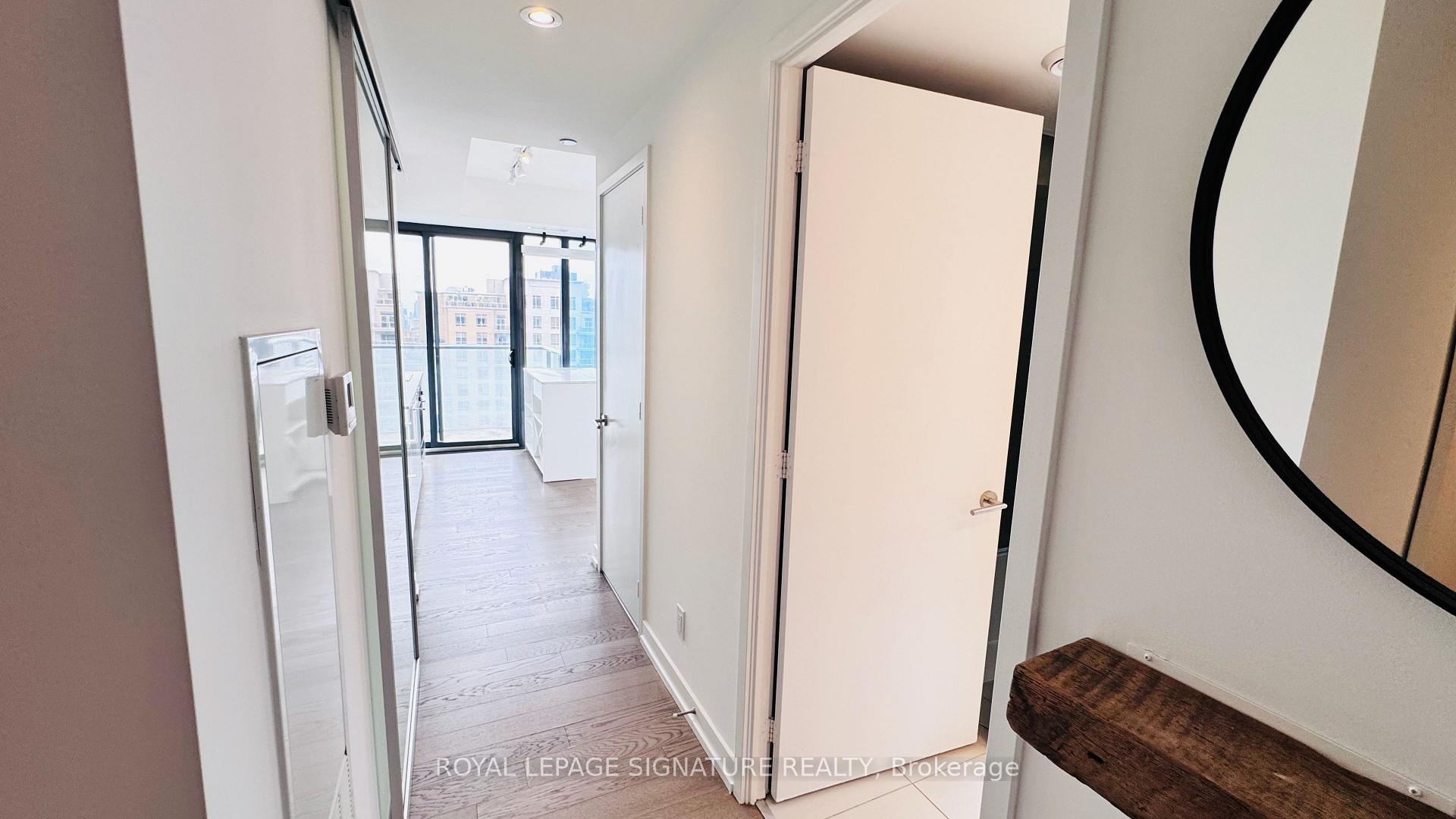 Photo 17 of Unit 1712, 161 Roehampton Avenue, Toronto, Mount Pleasant West — HOMEH