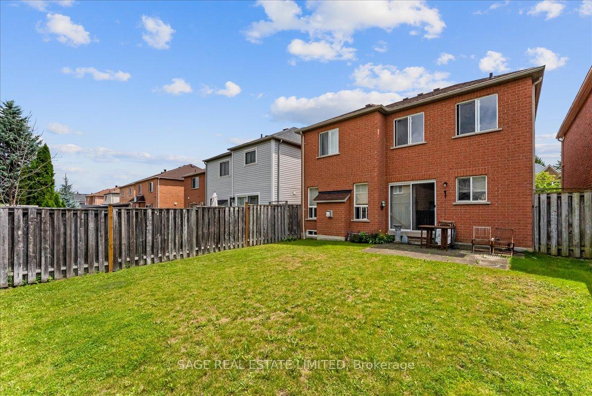 Photo 38 of 34 Mcsweeney Crescent, Ajax, Northwest Ajax — HOMEH