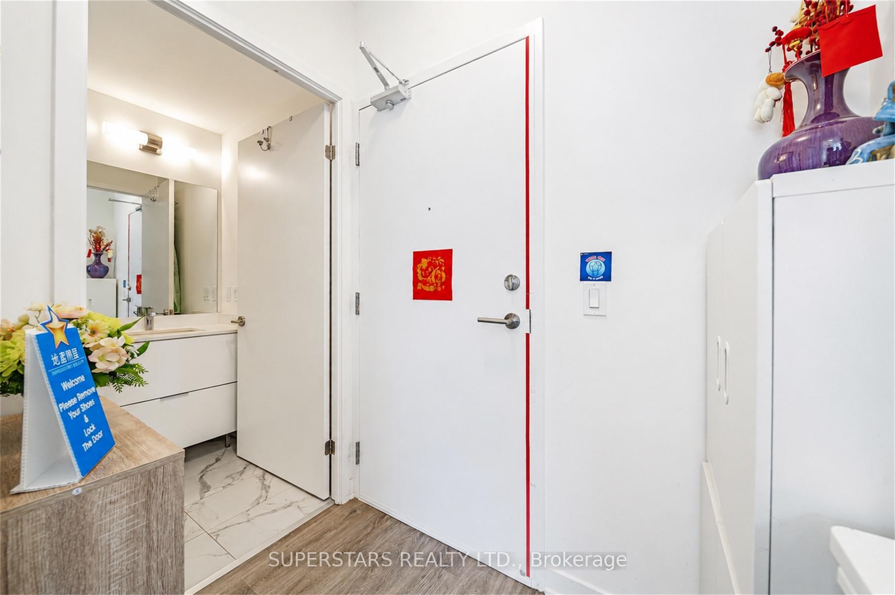 Photo 18 of Unit 230, 2 David Eyer Road, Richmond Hill, Rural Richmond Hill — HOMEH