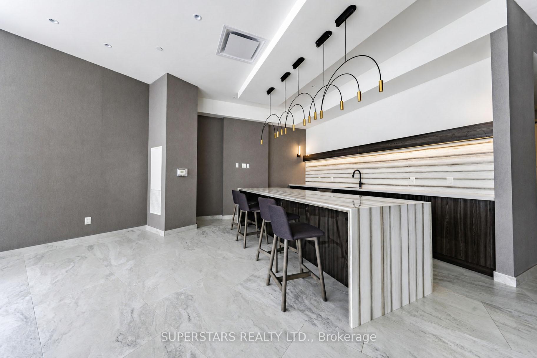 Photo 21 of Unit 230, 2 David Eyer Road, Richmond Hill, Rural Richmond Hill — HOMEH