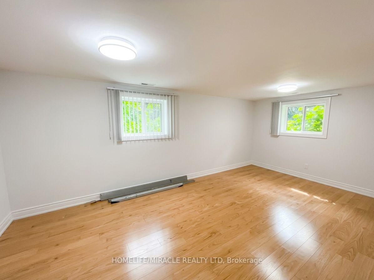 Photo 20 of 14178 Yonge Street, Aurora, Aurora Estates — HOMEH