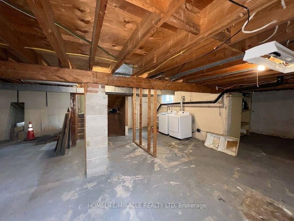 Photo 26 of 14178 Yonge Street, Aurora, Aurora Estates — HOMEH