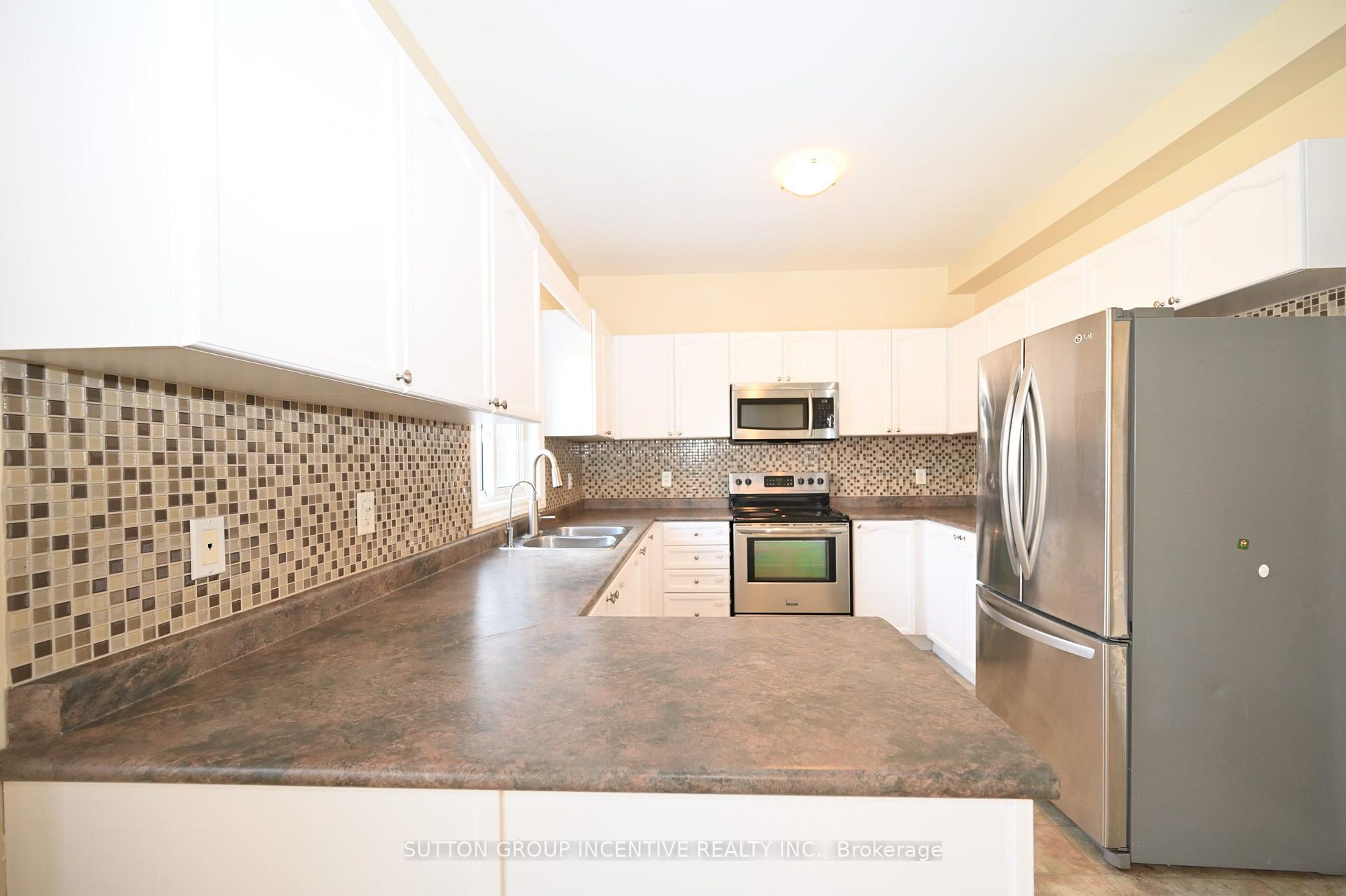 Photo 13 of 149 Raymond Crescent, Barrie, Painswick South — HOMEH