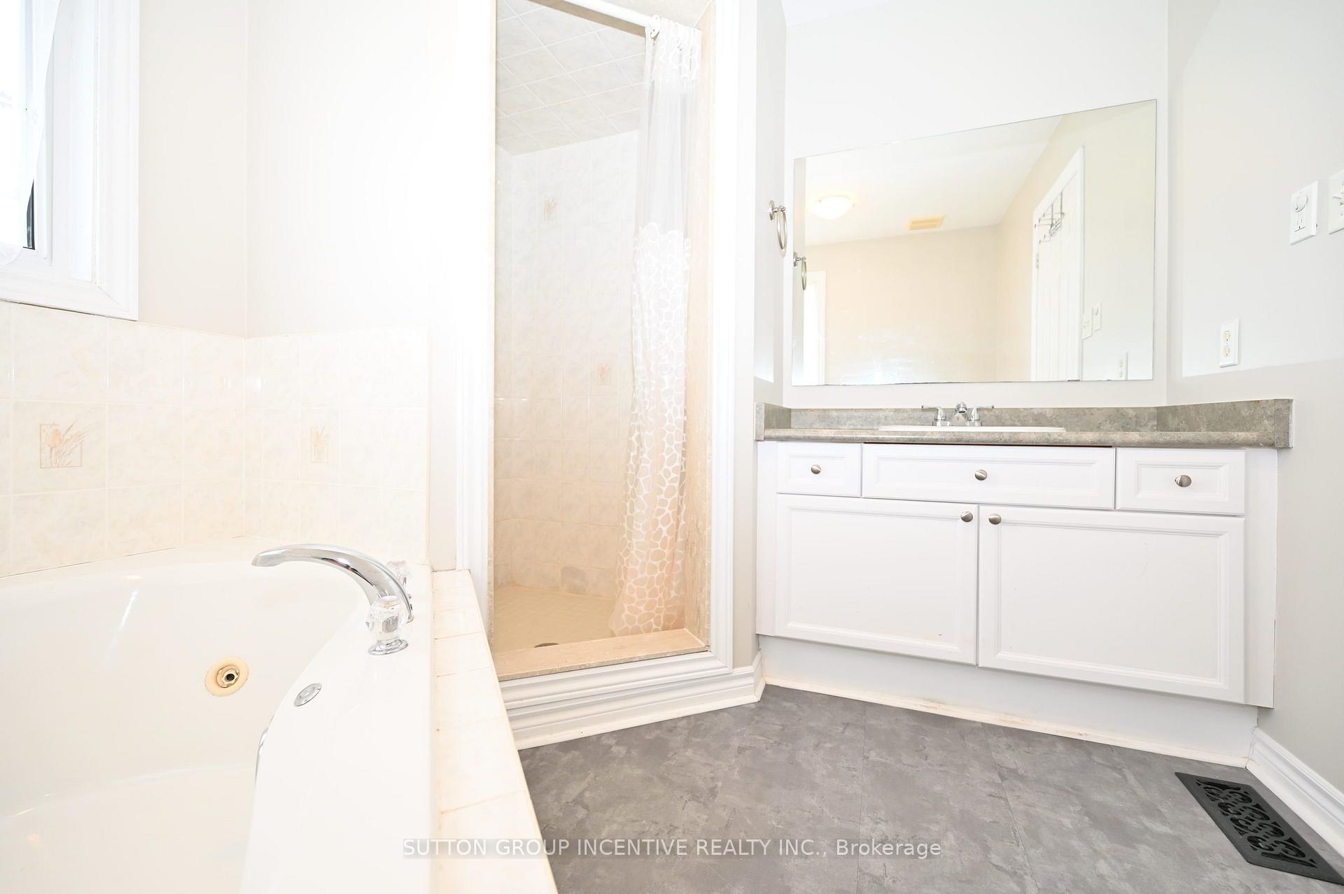 Photo 27 of 149 Raymond Crescent, Barrie, Painswick South — HOMEH