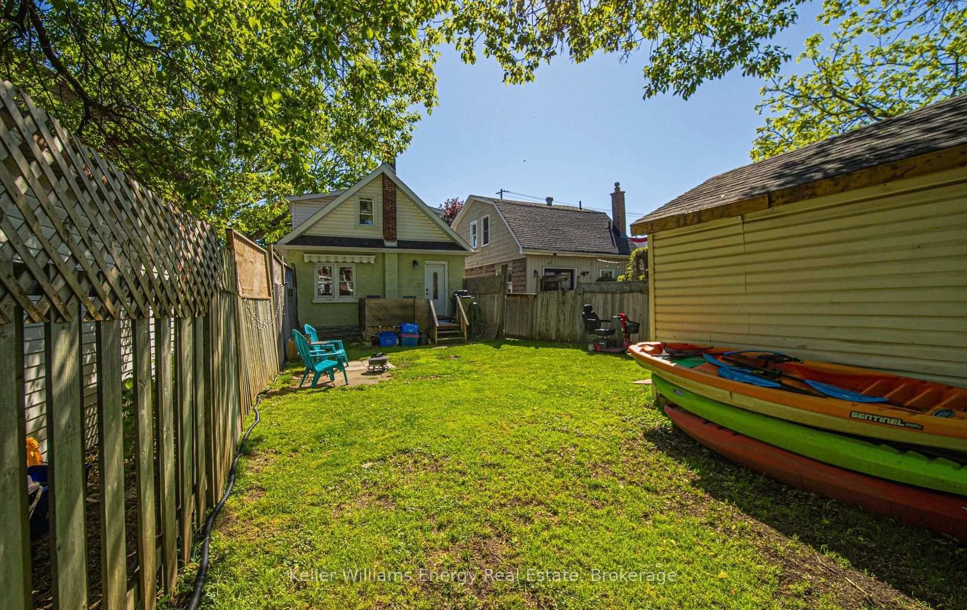 Photo 6 of 266 Division Street, Oshawa, O'Neill — HOMEH