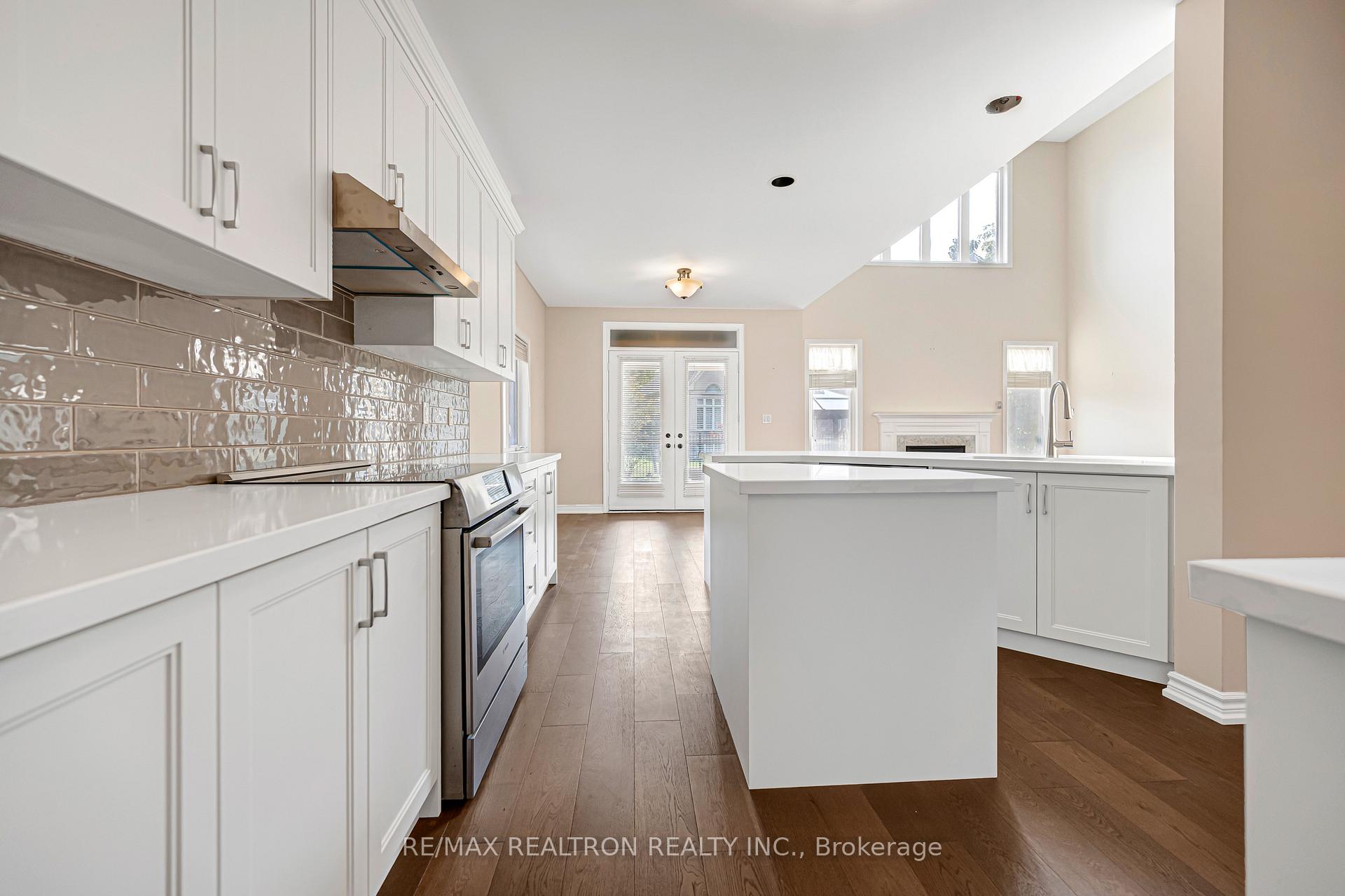 Photo 8 of 71 Glengordon Crescent, Markham, Angus Glen — HOMEH