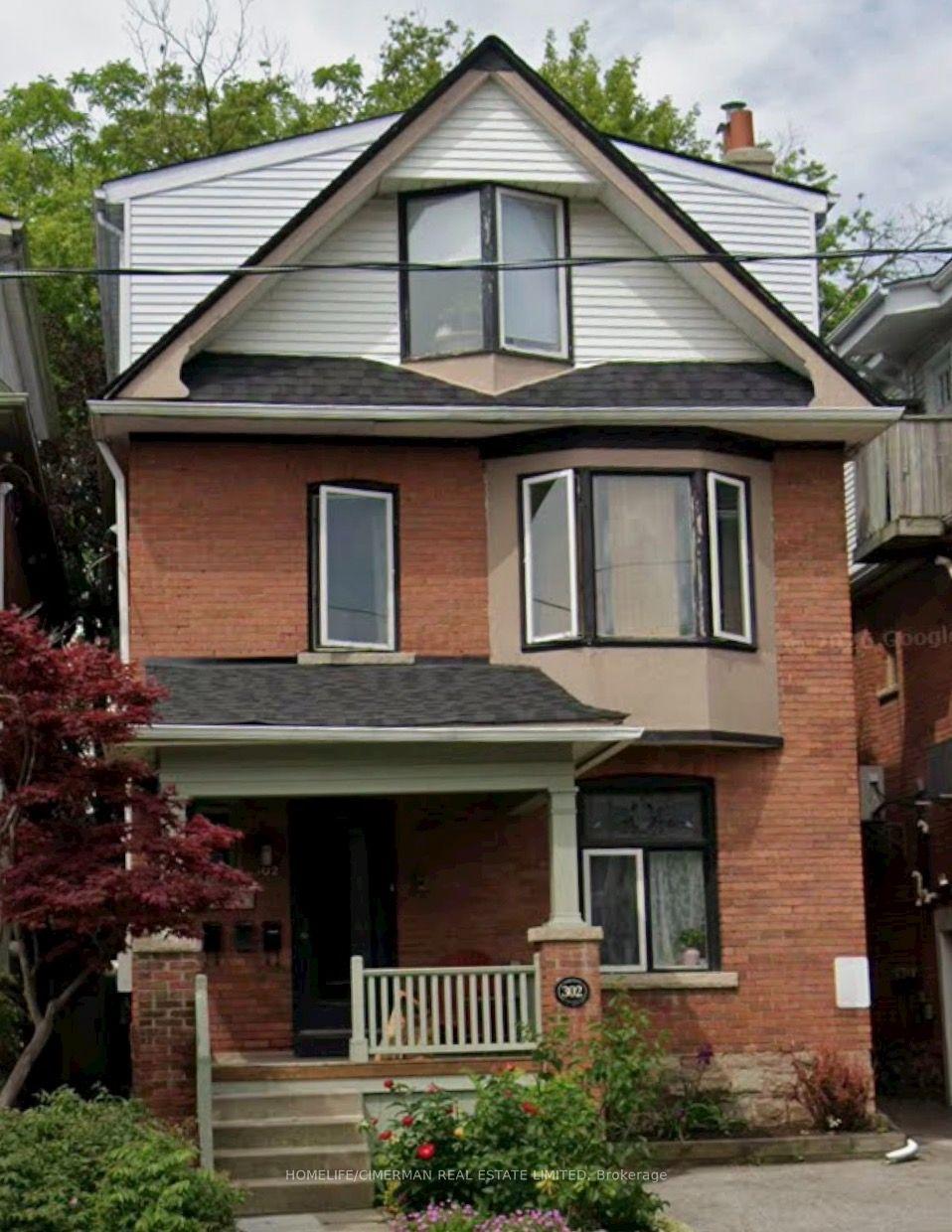 Front of Unit 1, 302 Woodbine Avenue