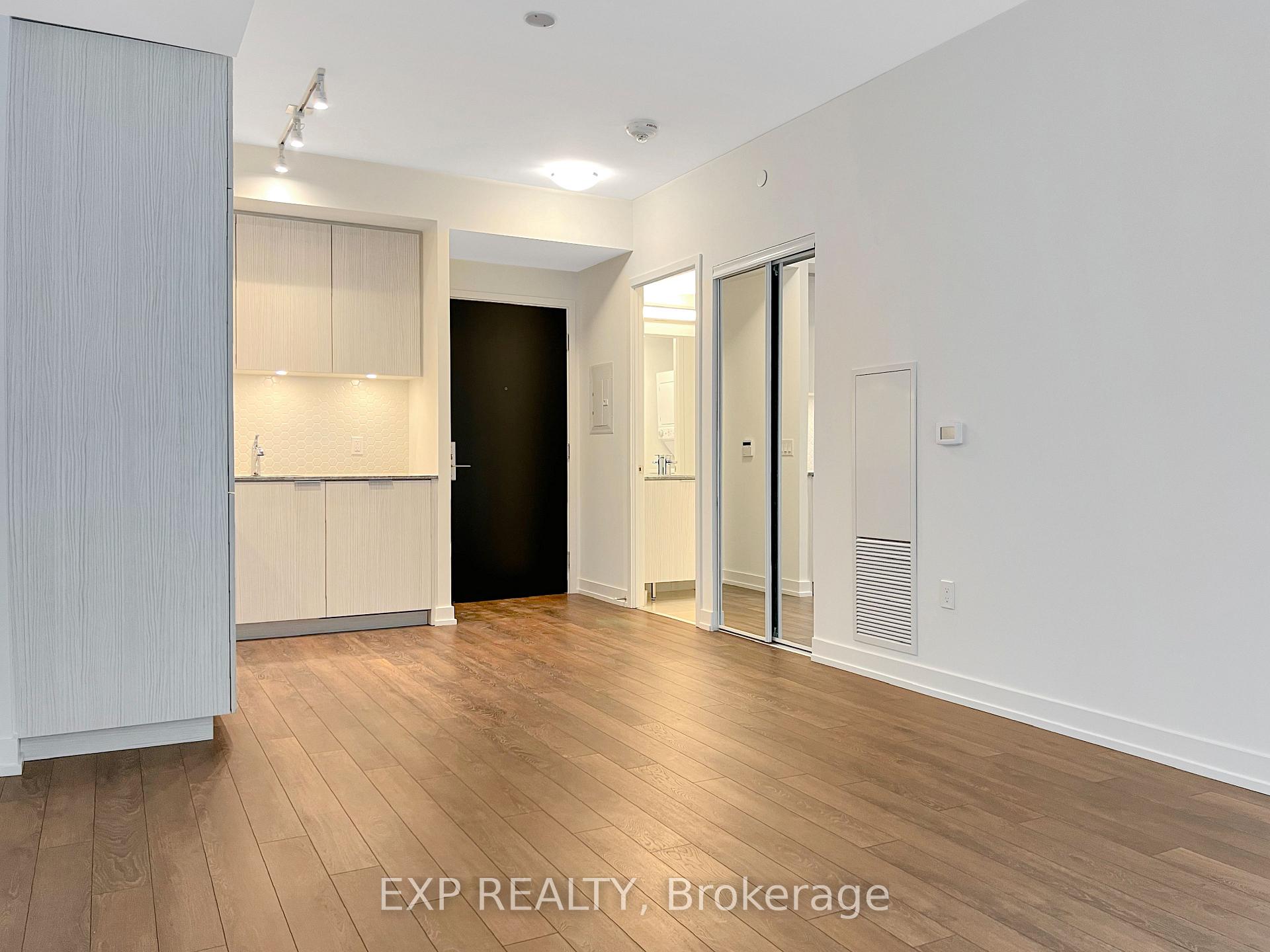 Photo 10 of Unit 407, 158 Front Street E, Toronto, Moss Park — HOMEH