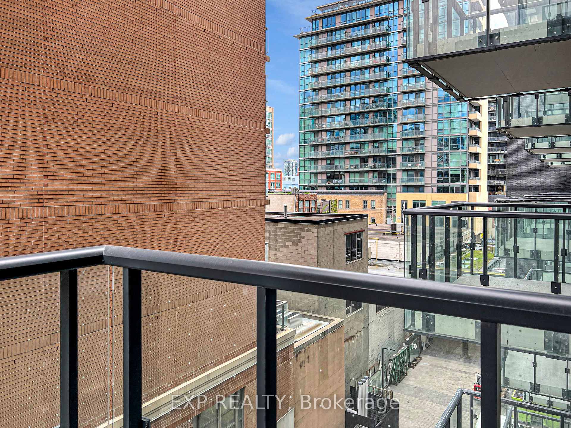 Photo 19 of Unit 407, 158 Front Street E, Toronto, Moss Park — HOMEH