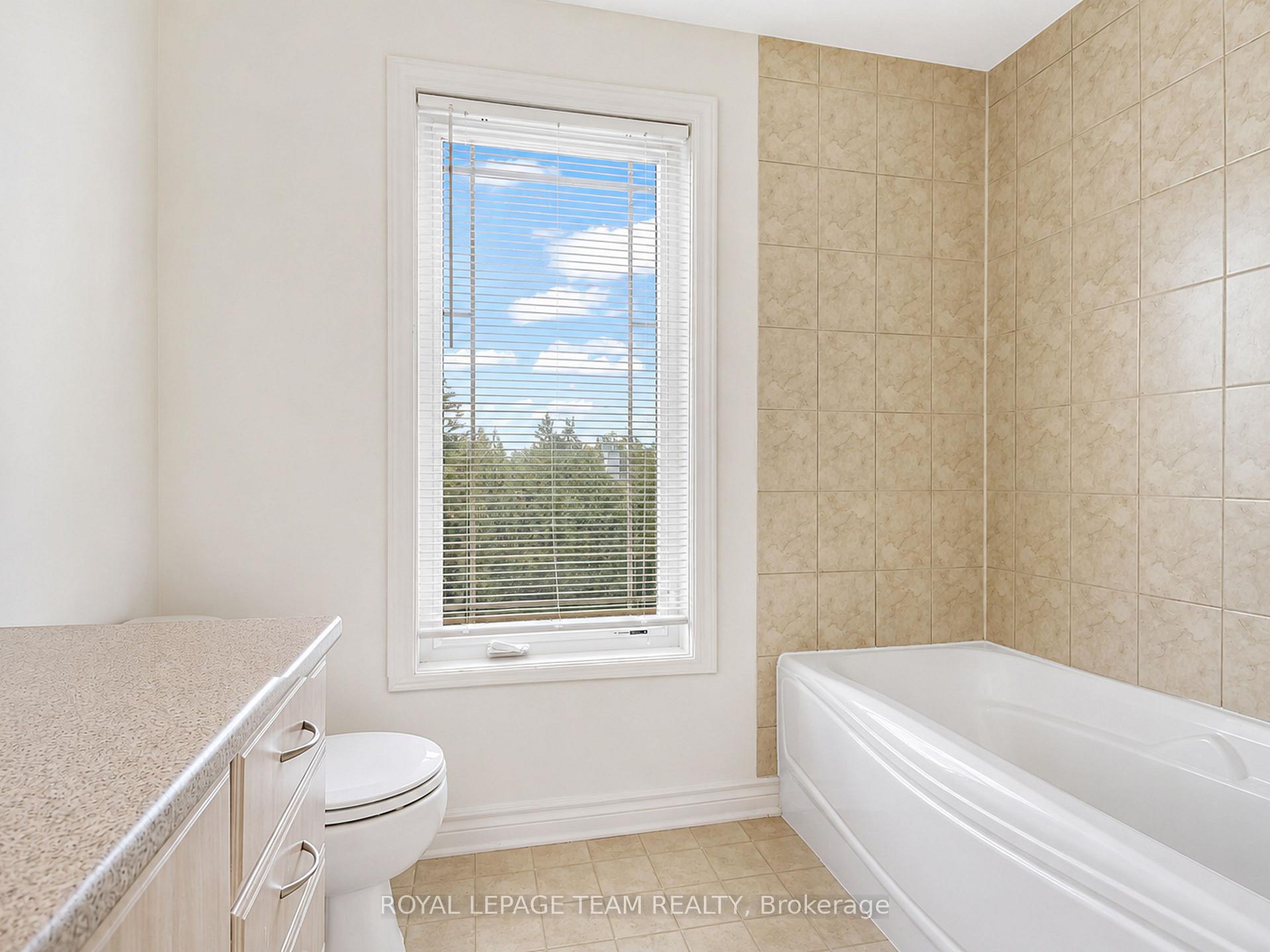 Photo 20 of Unit 6, 200 Paseo Private, Ottawa, Centrepointe — HOMEH