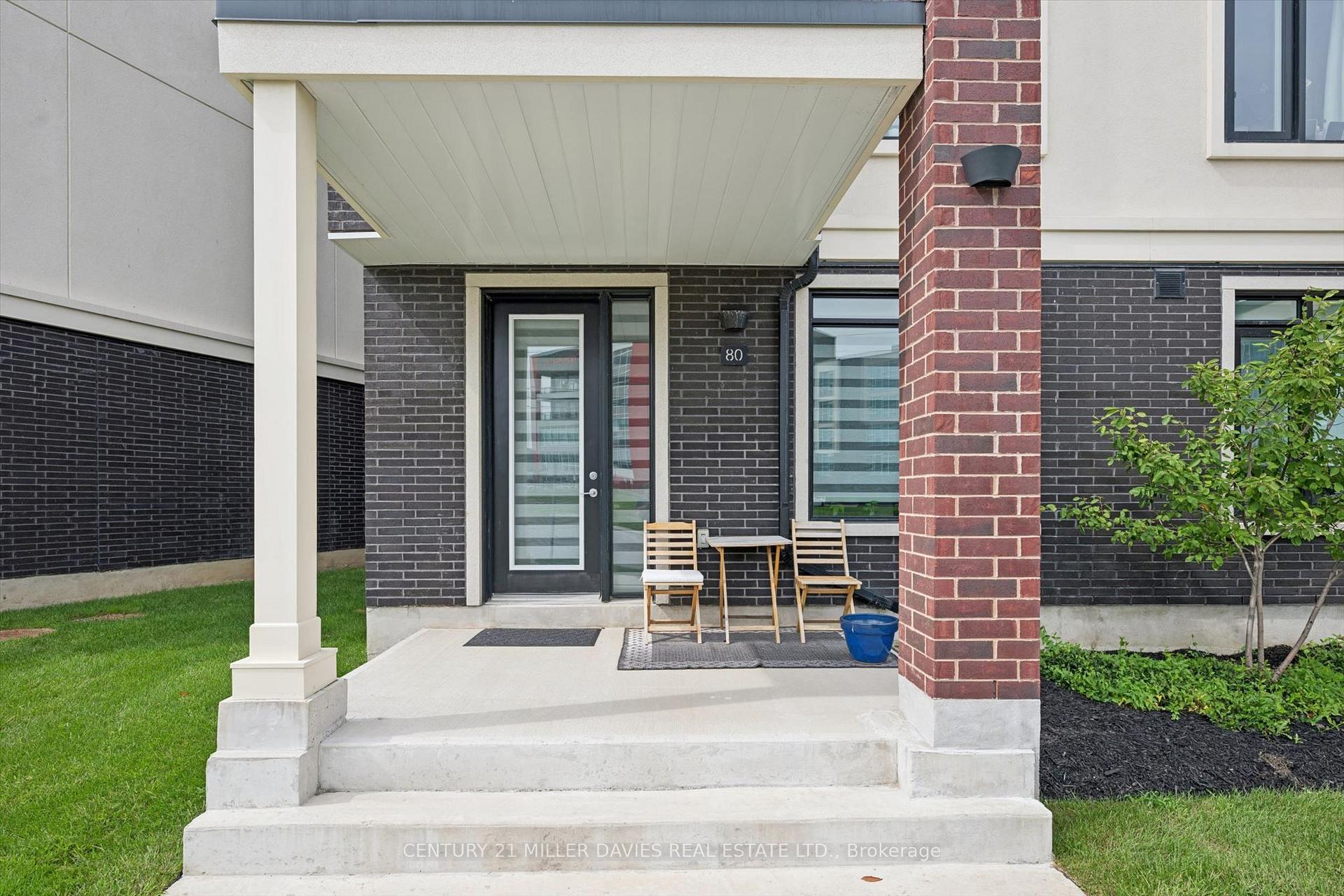 Photo 3 of 80 Windward Drive, Grimsby, Grimsby Beach — HOMEH