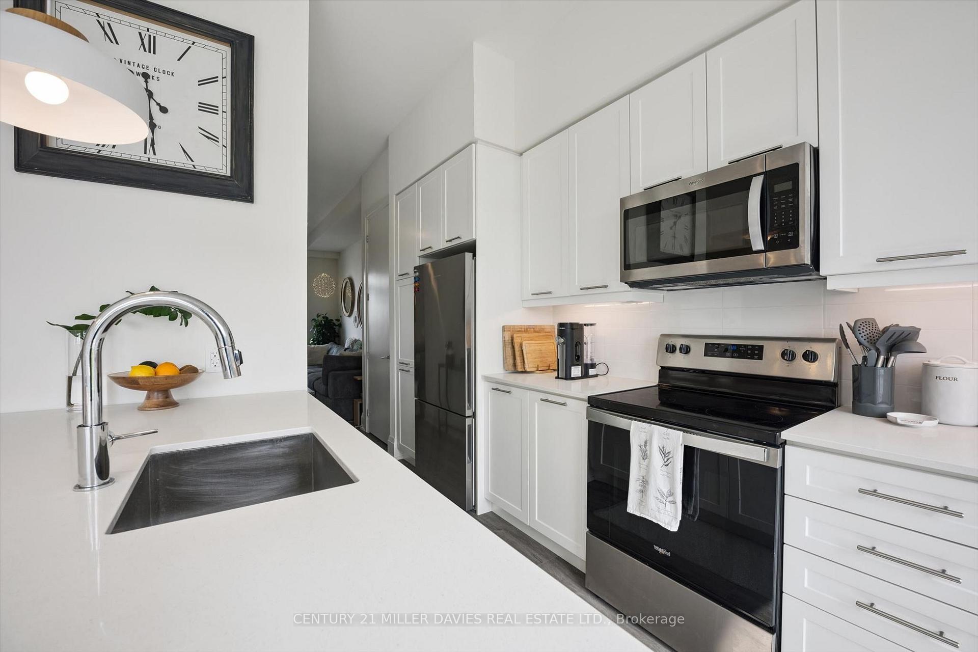 Photo 12 of 80 Windward Drive, Grimsby, Grimsby Beach — HOMEH