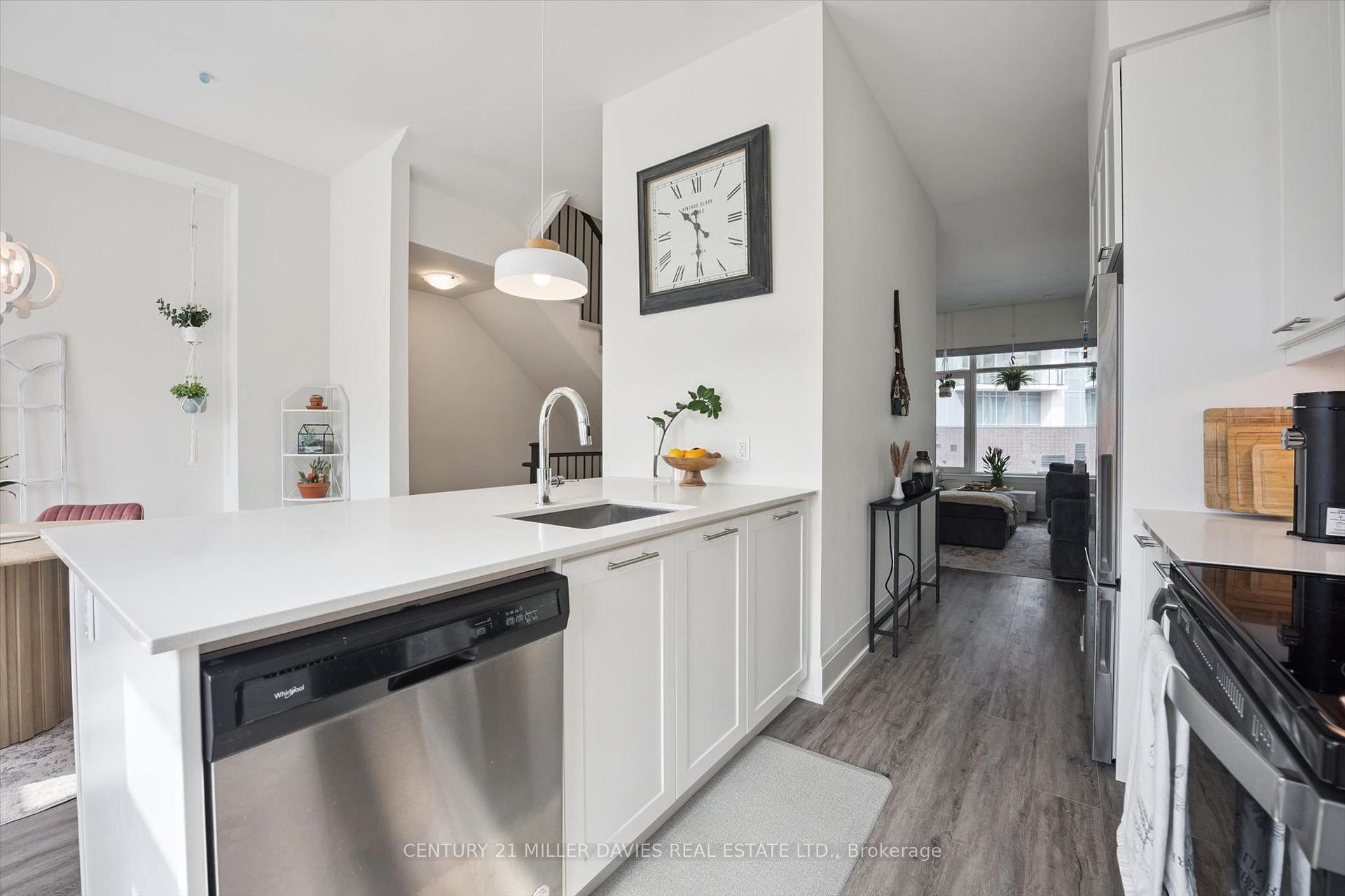 Photo 13 of 80 Windward Drive, Grimsby, Grimsby Beach — HOMEH