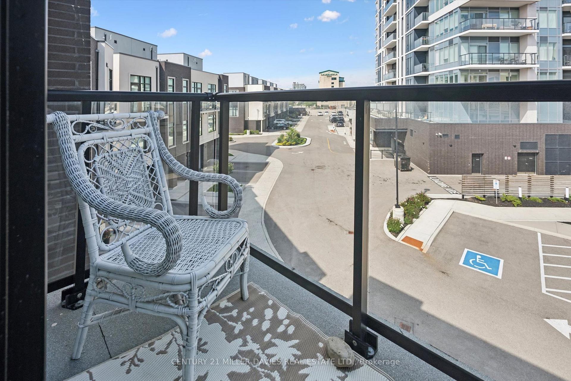 Photo 17 of 80 Windward Drive, Grimsby, Grimsby Beach — HOMEH