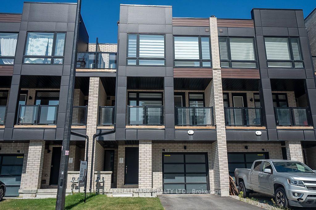 Photo 4 of 12 Dandara Gate, Vaughan, Steeles West Industrial — HOMEH