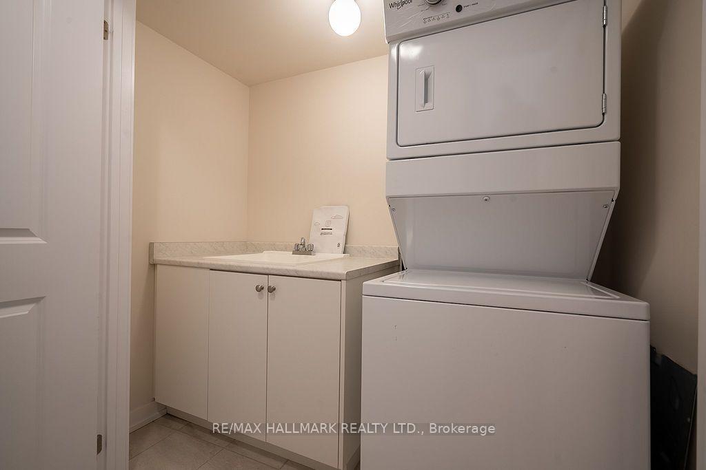 Photo 10 of 12 Dandara Gate, Vaughan, Steeles West Industrial — HOMEH