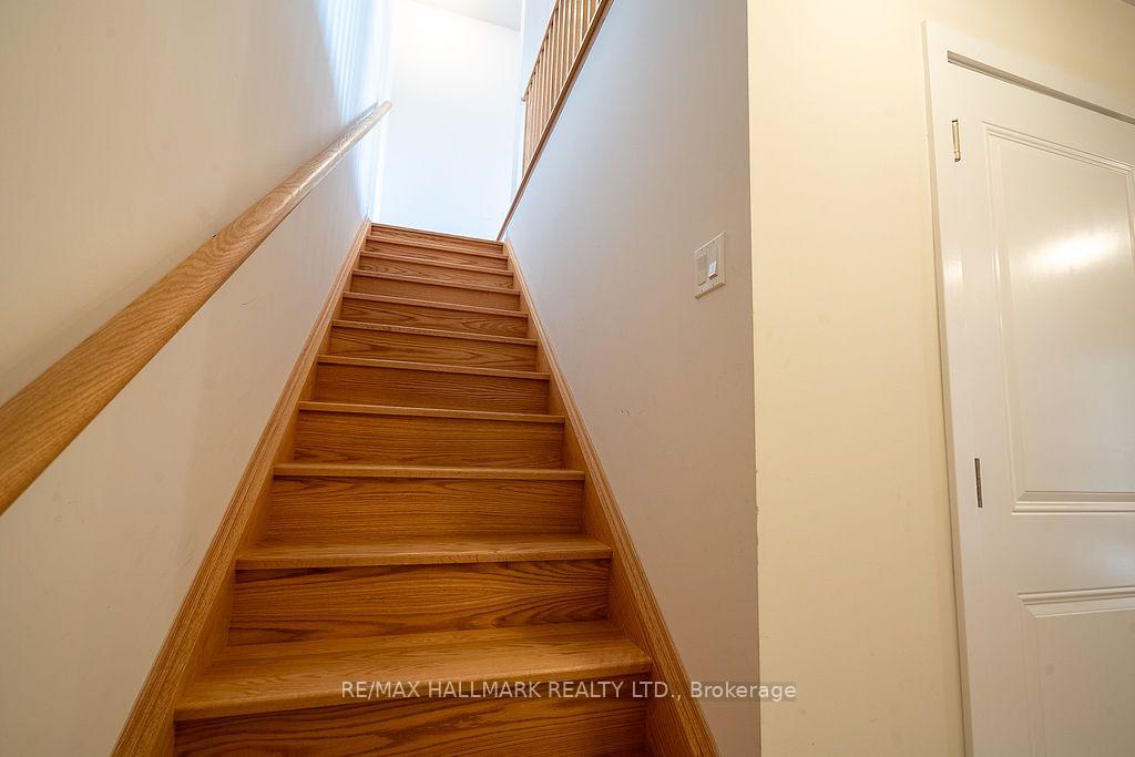 Photo 12 of 12 Dandara Gate, Vaughan, Steeles West Industrial — HOMEH