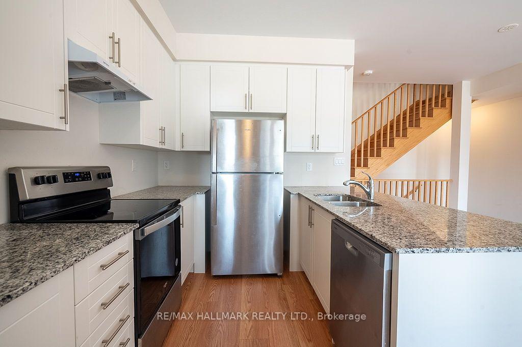 Photo 19 of 12 Dandara Gate, Vaughan, Steeles West Industrial — HOMEH