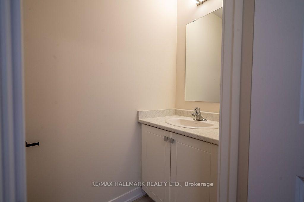 Photo 24 of 12 Dandara Gate, Vaughan, Steeles West Industrial — HOMEH