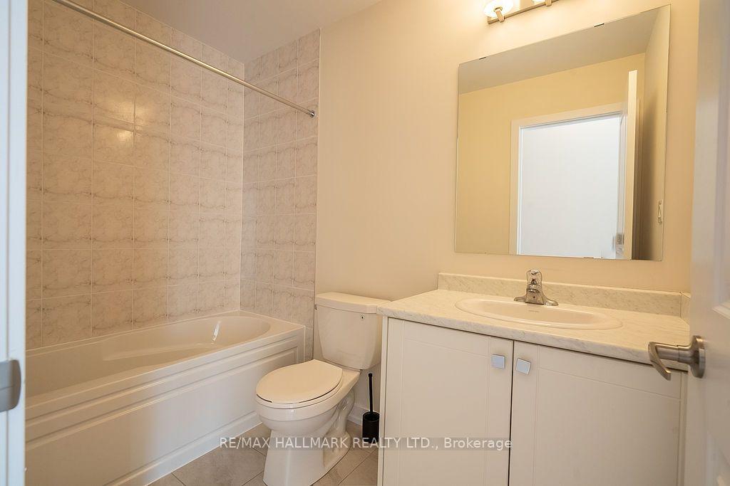 Photo 34 of 12 Dandara Gate, Vaughan, Steeles West Industrial — HOMEH