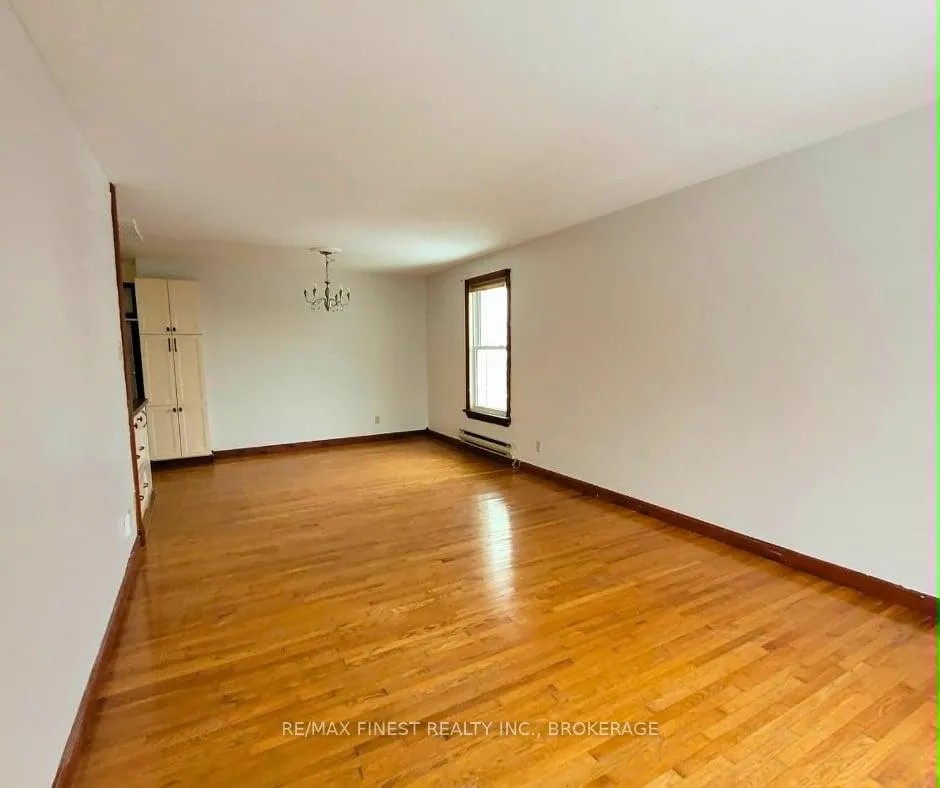 Photo 15 of Unit 403, 540 Talbot Place, Gananoque — HOMEH