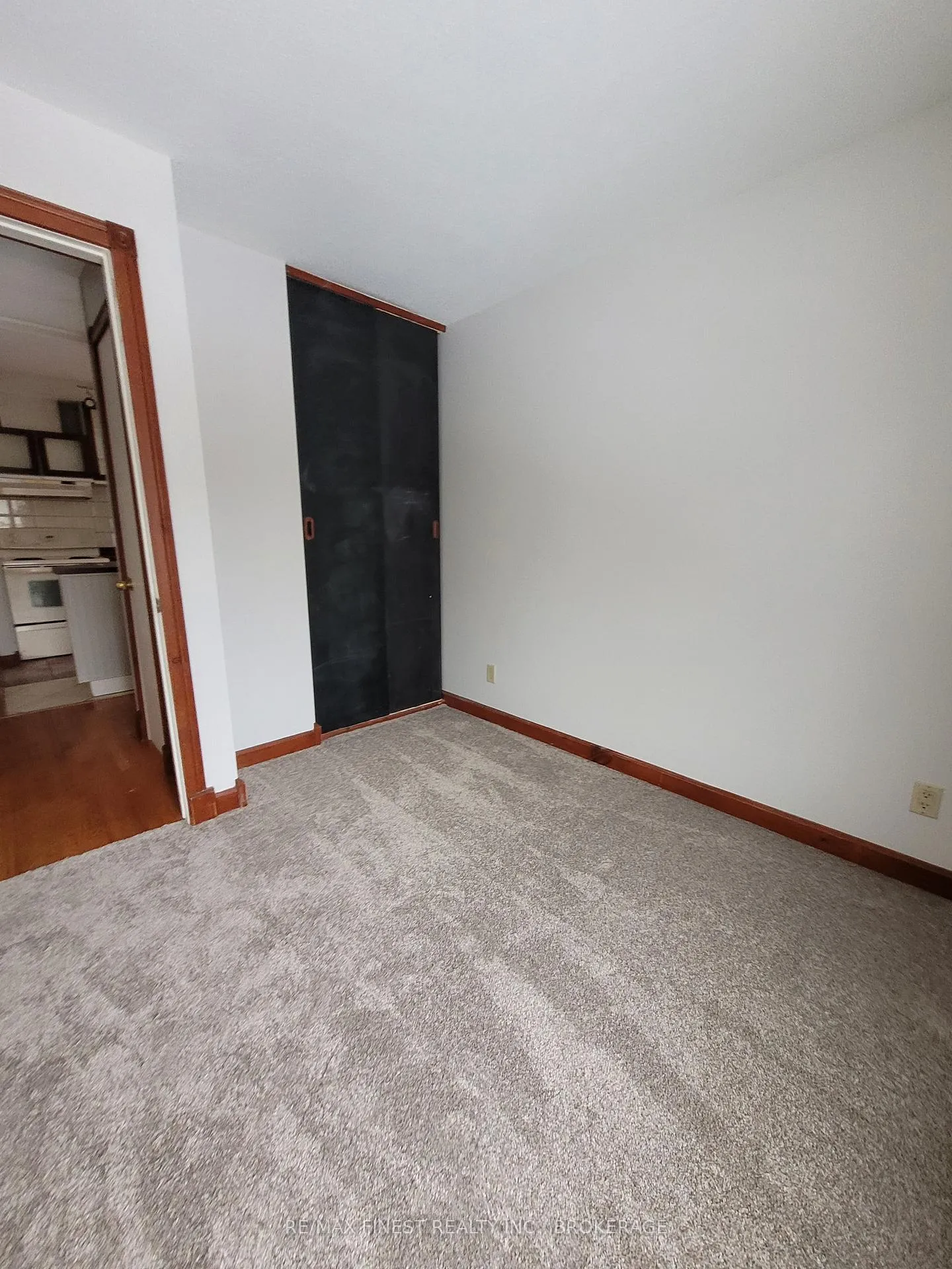 Photo 29 of Unit 403, 540 Talbot Place, Gananoque — HOMEH