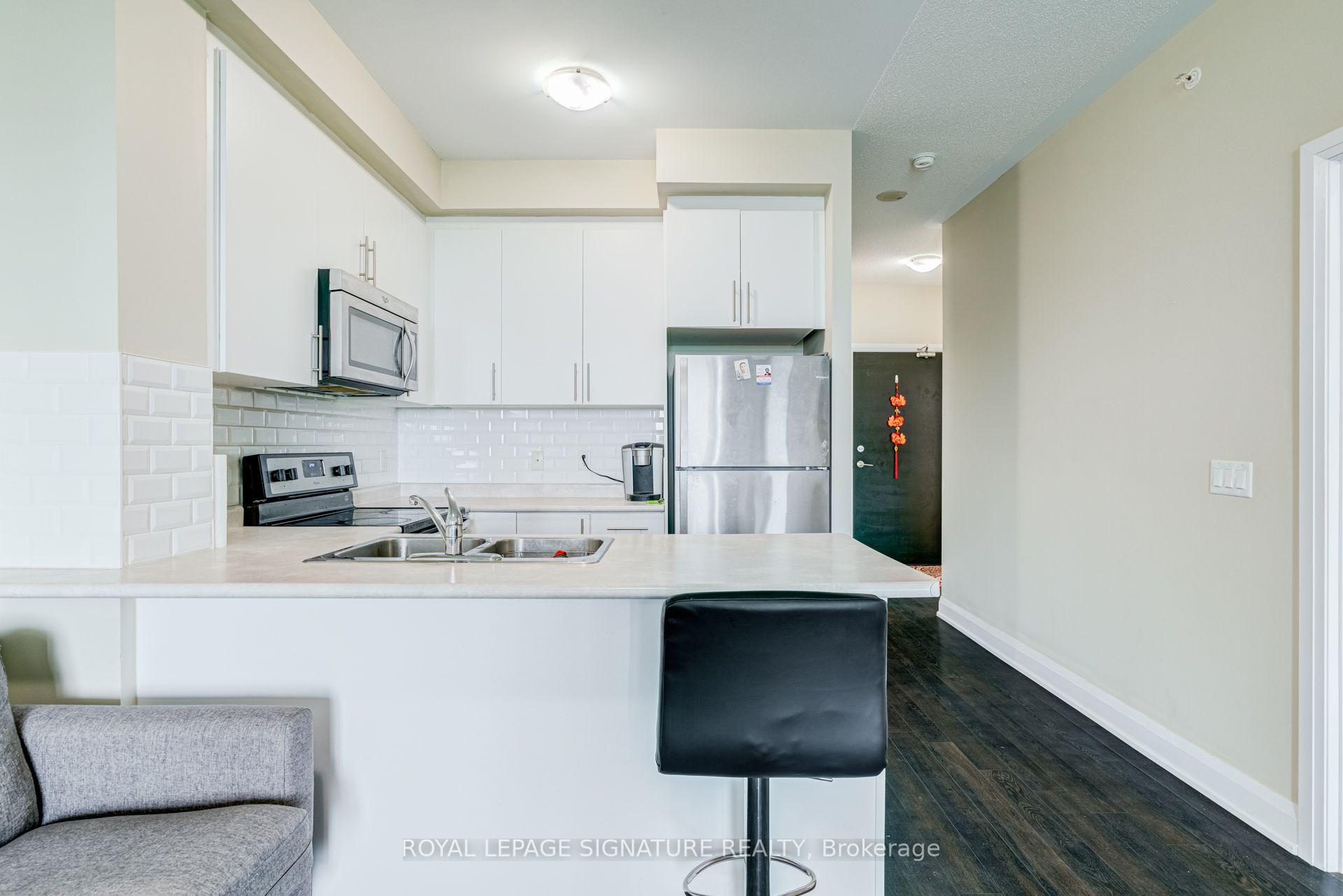 Photo 6 of Unit 905, 55 Yorkland Boulevard, Brampton, Goreway Drive Corridor — HOMEH