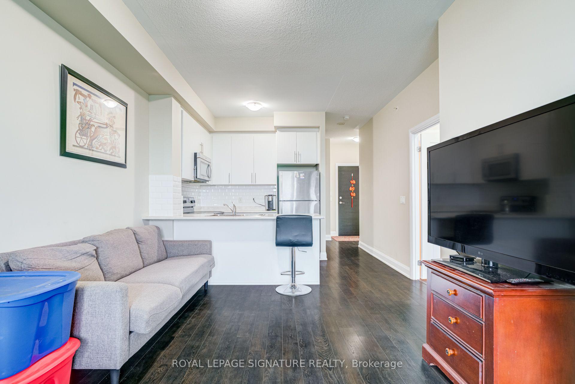 Photo 13 of Unit 905, 55 Yorkland Boulevard, Brampton, Goreway Drive Corridor — HOMEH