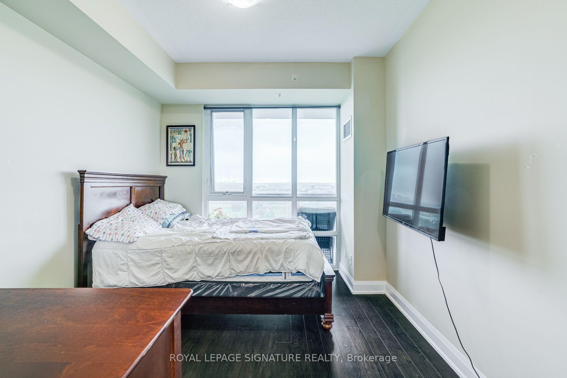 Photo 16 of Unit 905, 55 Yorkland Boulevard, Brampton, Goreway Drive Corridor — HOMEH