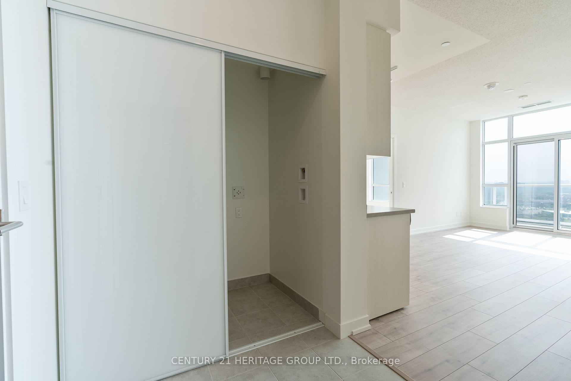 Photo 10 of Unit 2202, 10 Wilby Crescent, North York, Weston — HOMEH