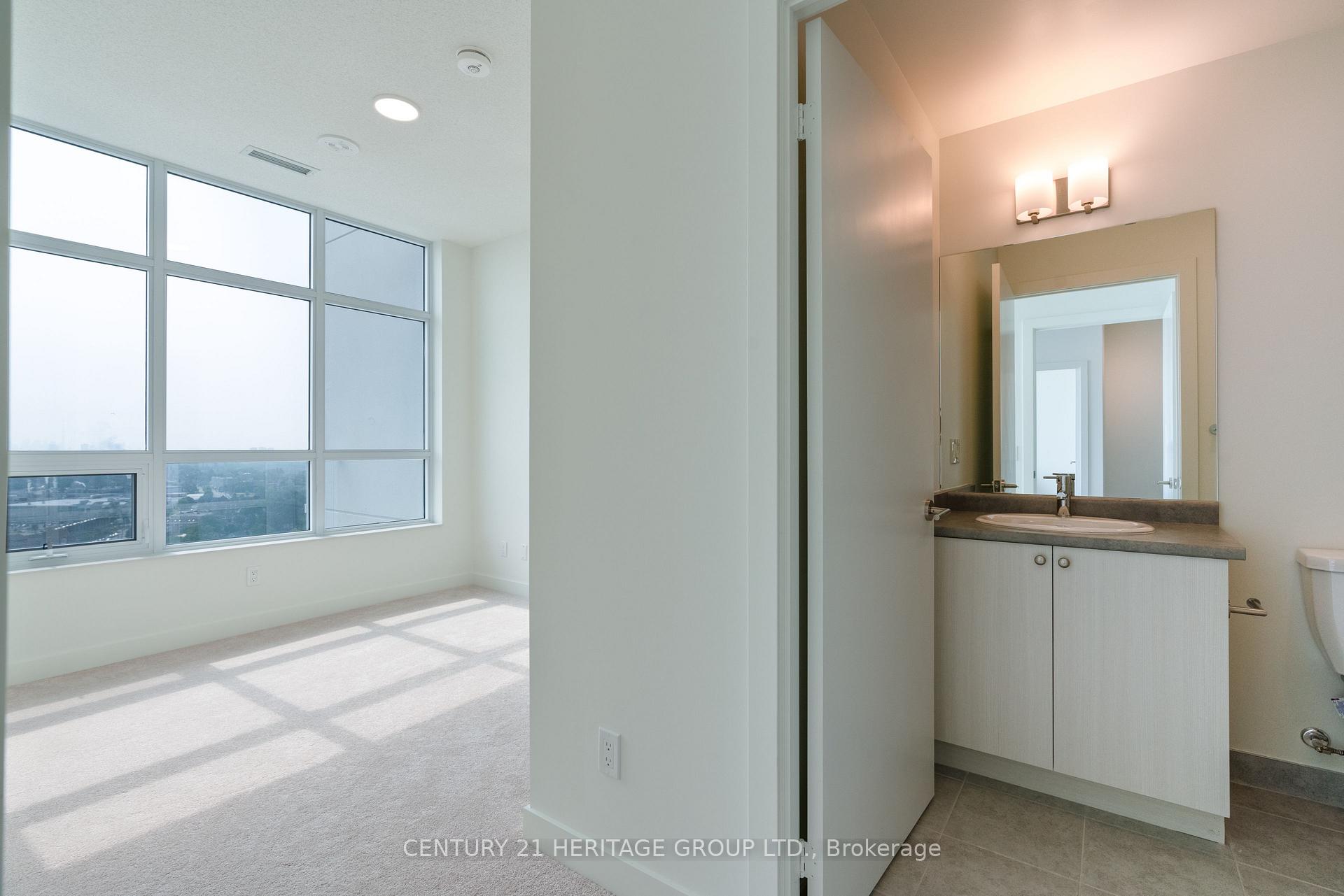 Photo 13 of Unit 2202, 10 Wilby Crescent, North York, Weston — HOMEH