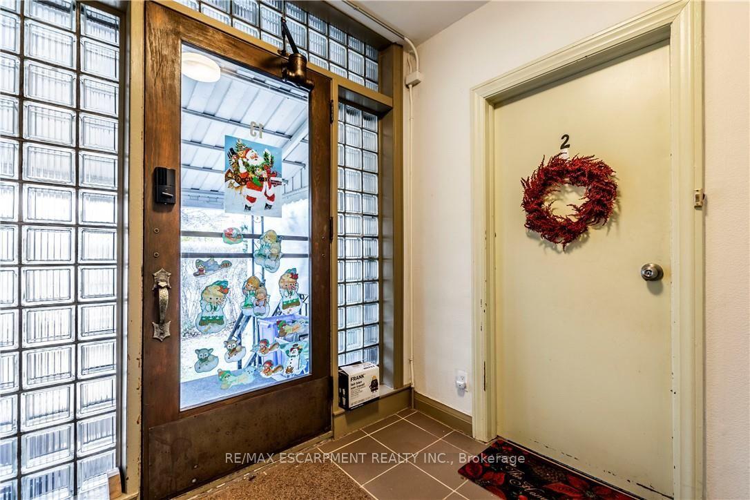 Photo 8 of 13 McMaster Avenue, Welland, Welland Downtown — HOMEH