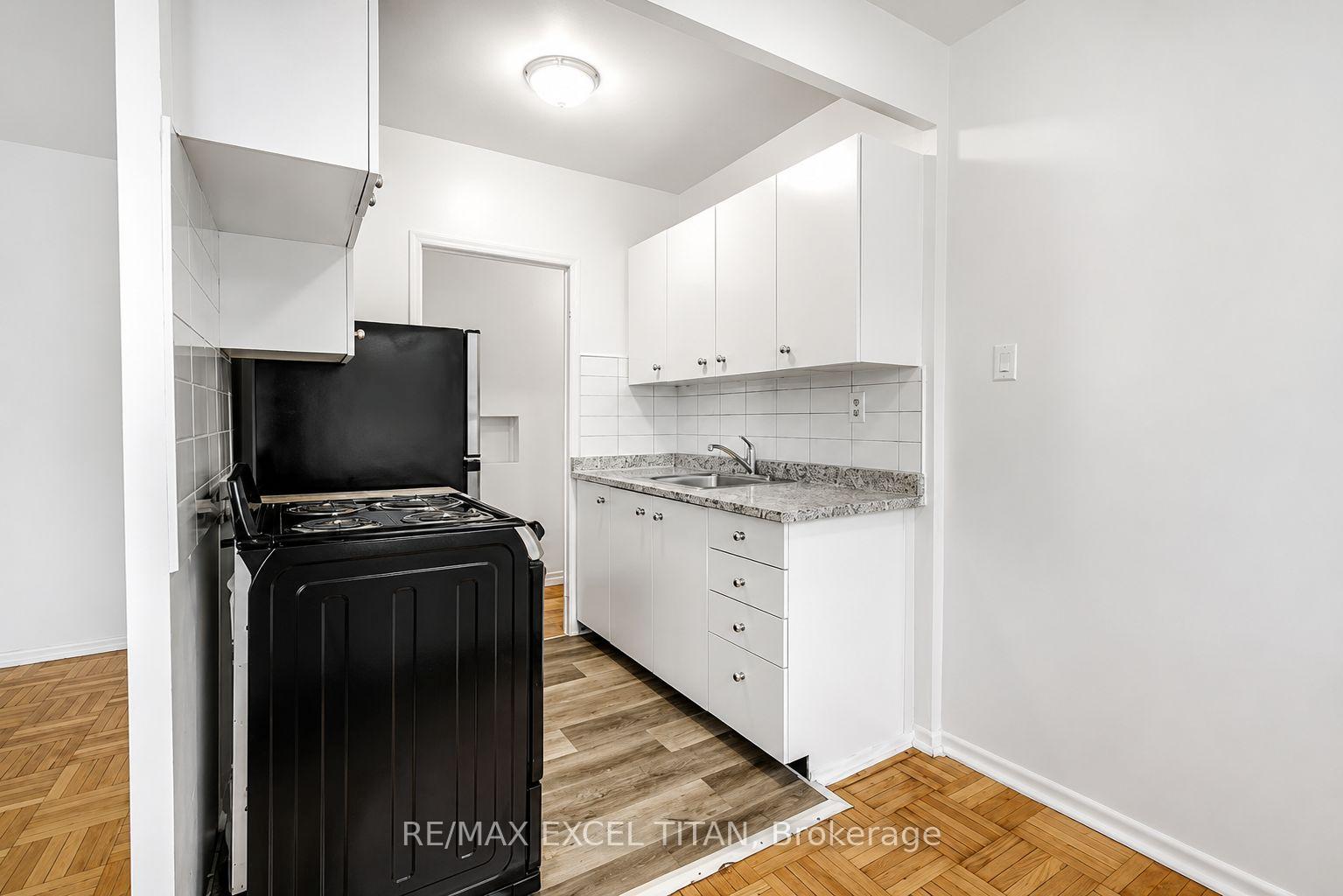 Photo 16 of Unit 306, 156 Kingston Road, Toronto, Woodbine Corridor — HOMEH